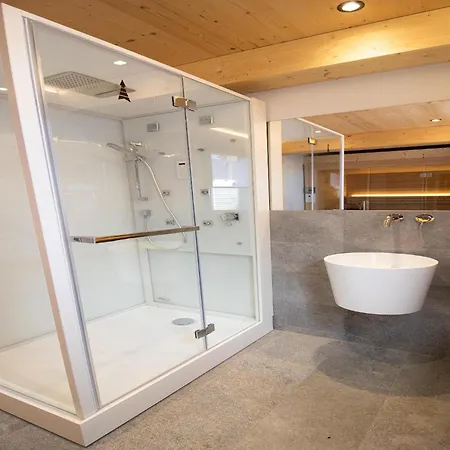 Spacious With Sauna Ennsling